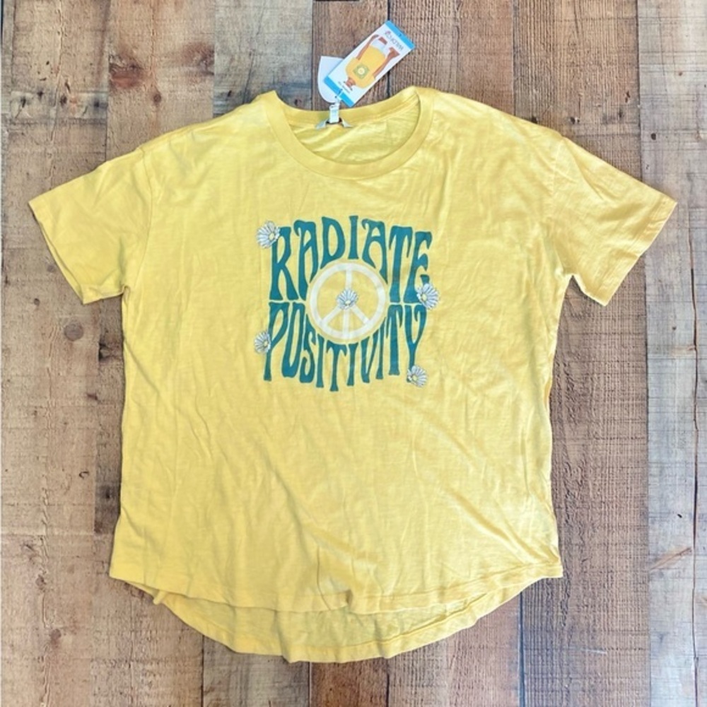 Wildfox‎ Radiate Positivity Graphic Tee Yellow Peace Daisy Shirt Large NEW